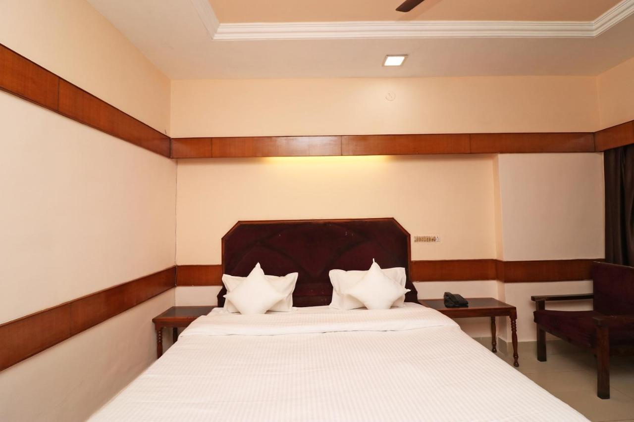Spot On 37002 Hotel Natraj Bilāspur Екстериор снимка
