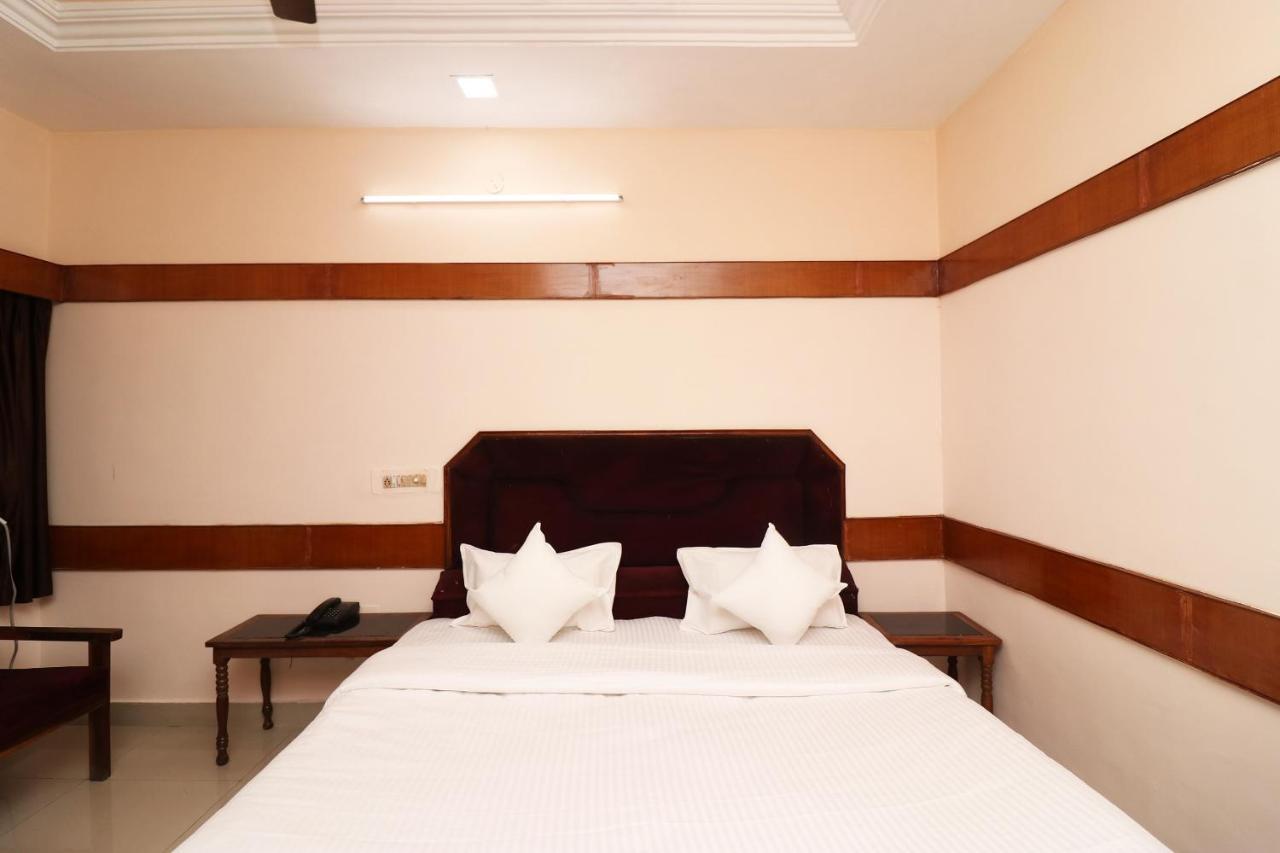 Spot On 37002 Hotel Natraj Bilāspur Екстериор снимка